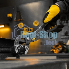 Клещи переставные Denzel кнопочный механизм, обливные рукоятки, 300 мм