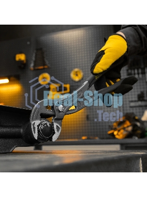 Клещи переставные Denzel кнопочный механизм, обливные рукоятки, 300 мм