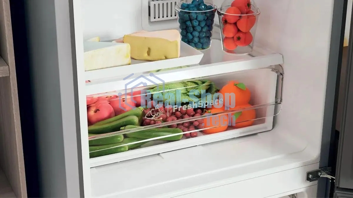 Холодильник Indesit ITS 4200 G серебристый двухкамерный 247/78л морозилка снизу, No Frost