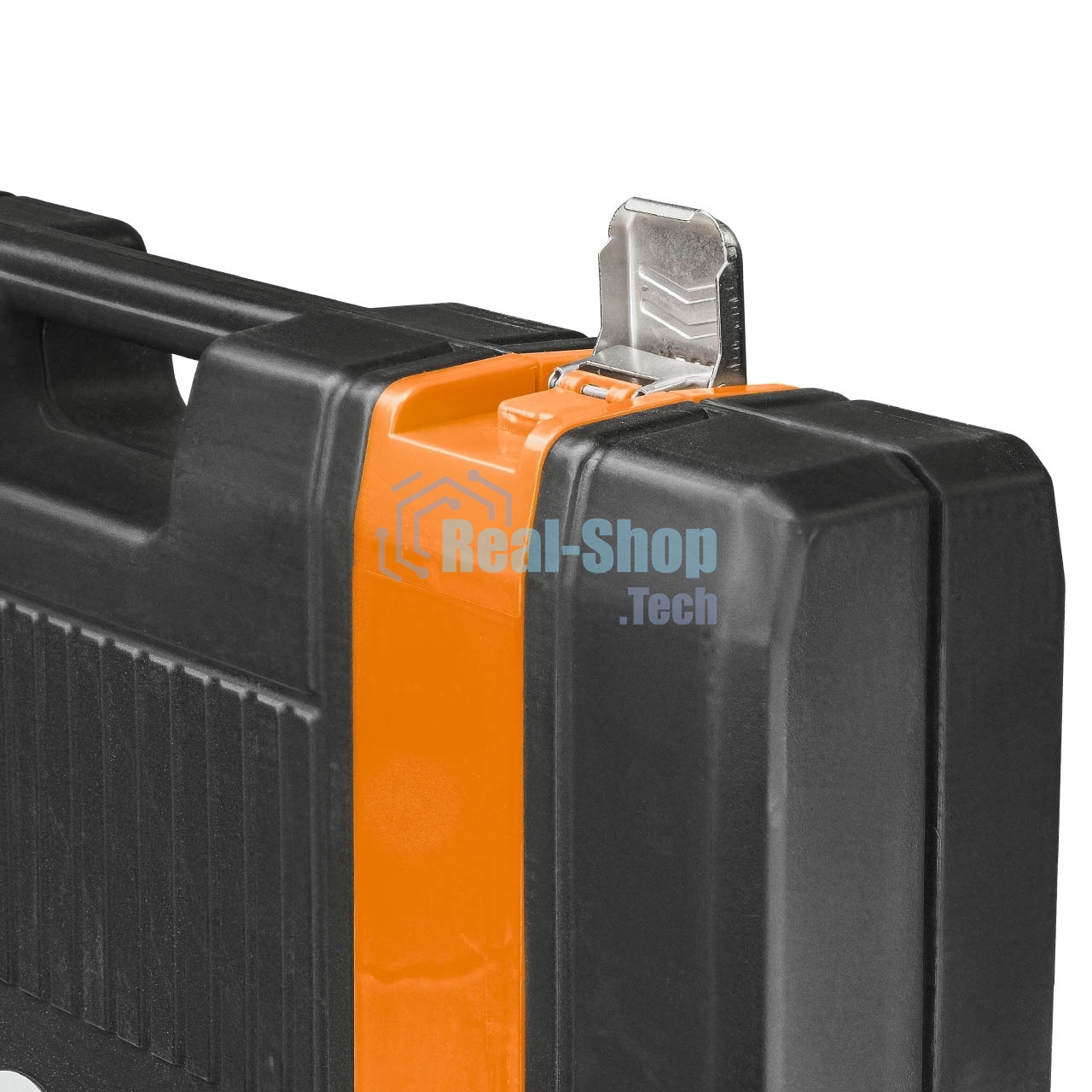 Набор ручного инструмента Bort BTK-142U