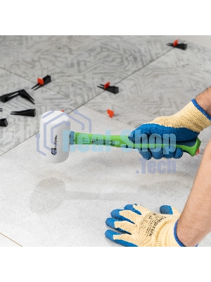 Киянка резиновая Сибртех 680 г, белая резина, фибергласовая рукоятка