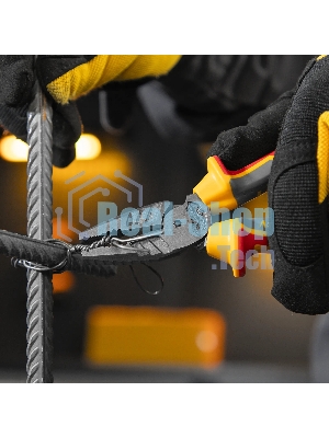 Плоскогубцы комбинированные Denzel диэлектрические трехкомпонентные рукоятки до 1000 В, 165 мм