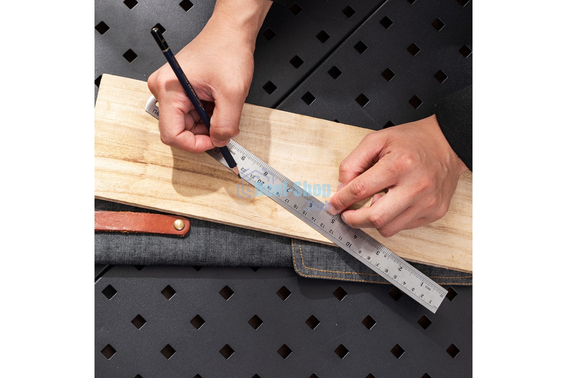 Линейка стальная Deli DL8030Y 300мм нержавеющая сталь