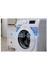 Стиральная машина Indesit BWE 81282 L белый, загрузка фронтальная 8 кг, 1200 об/мин., класс: А