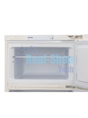 Холодильник Indesit TIA 16 E бежевый двухкамерный 245/51 л морозилка сверху, капельная система