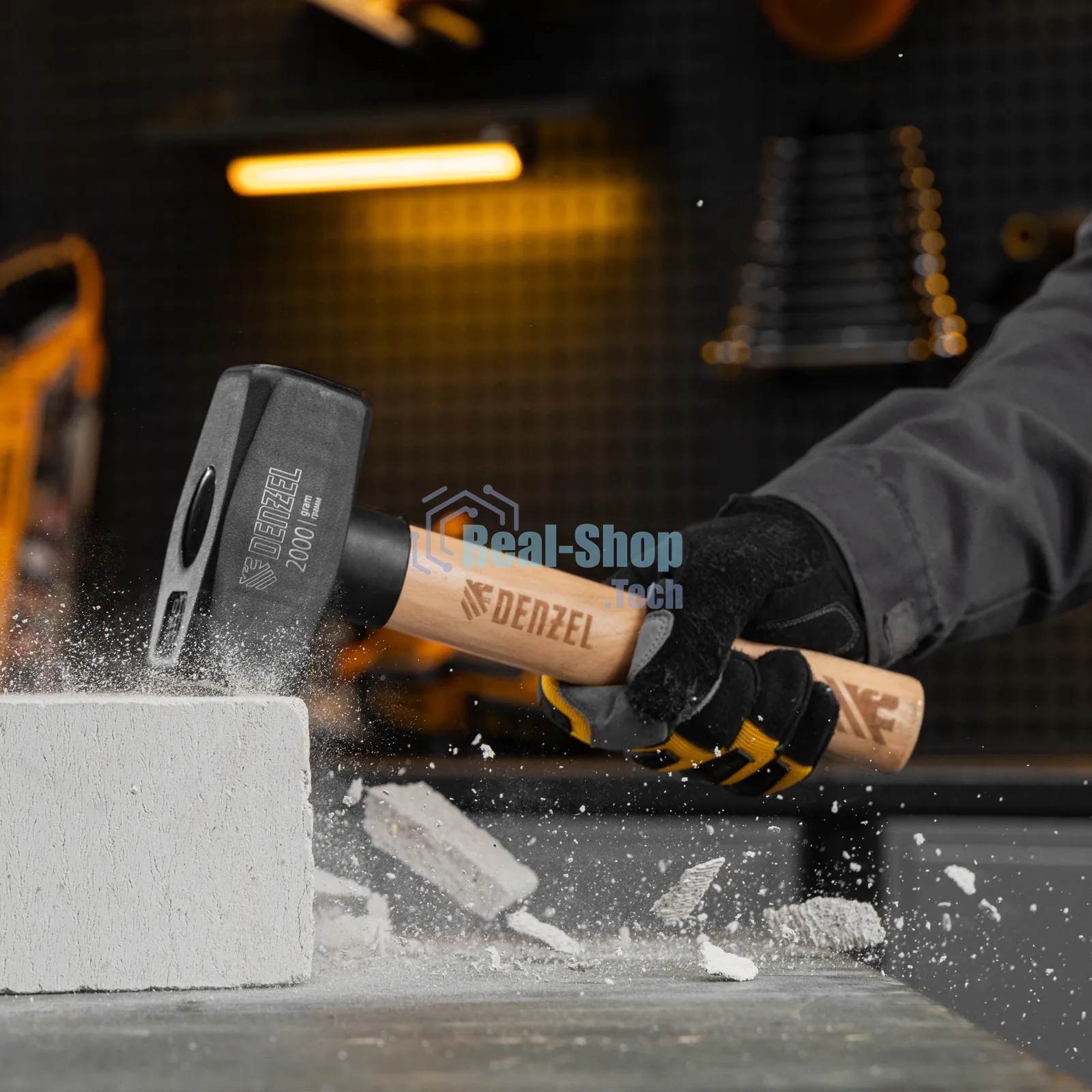 Кувалда Denzel 2000 г, кованая головка, буковая рукоятка