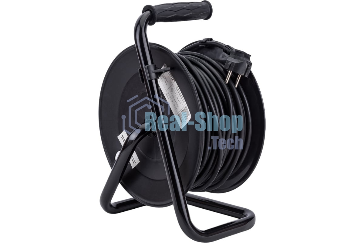 Удлинитель на катушке 4х30 м 2P+PE 10А УК30 с термозащ. 3х1.0 кв.мм GENERICA IEK WKP10-10-04-30-G