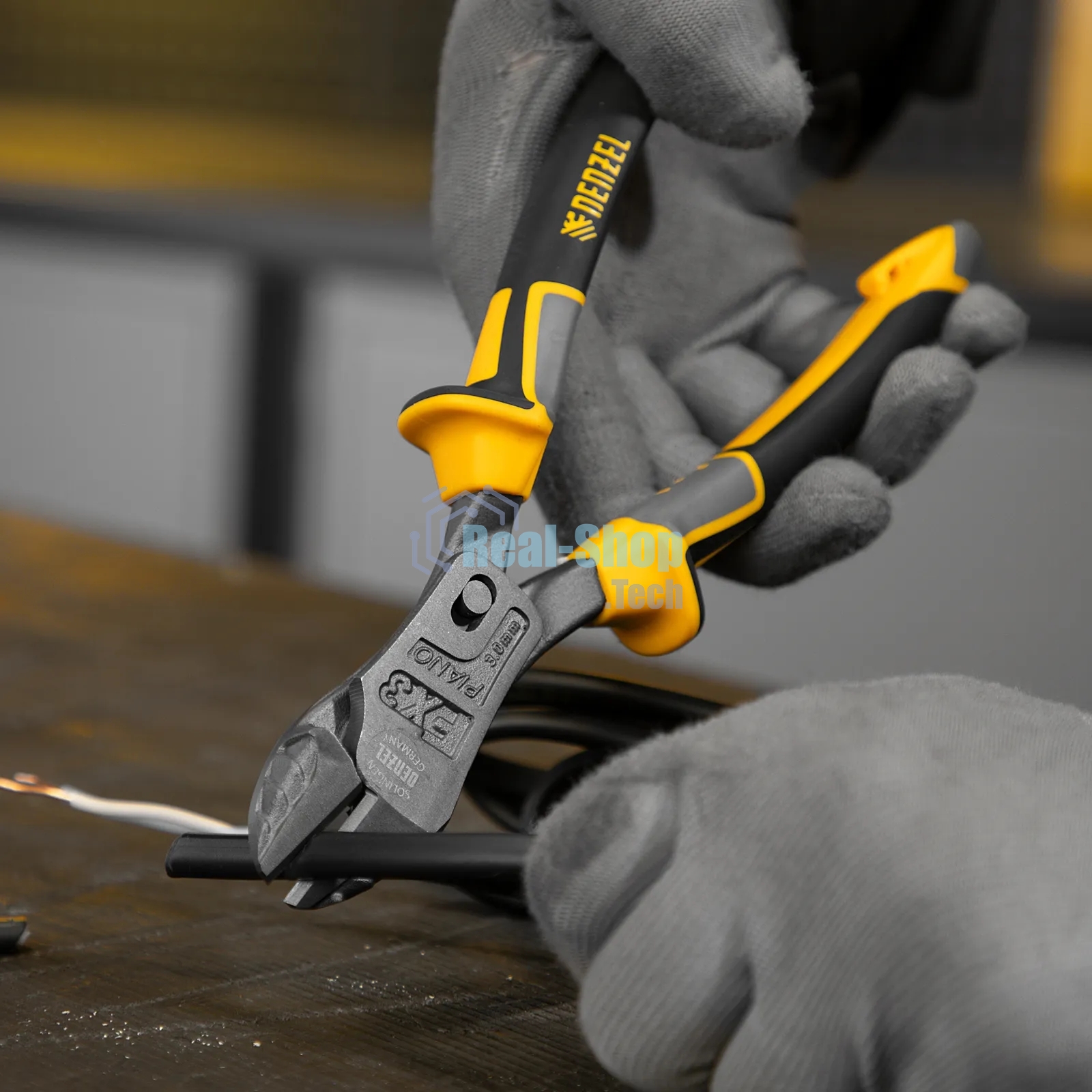 Бокорезы Denzel 215 мм, усиленные, трехкомпонентные рукоятки