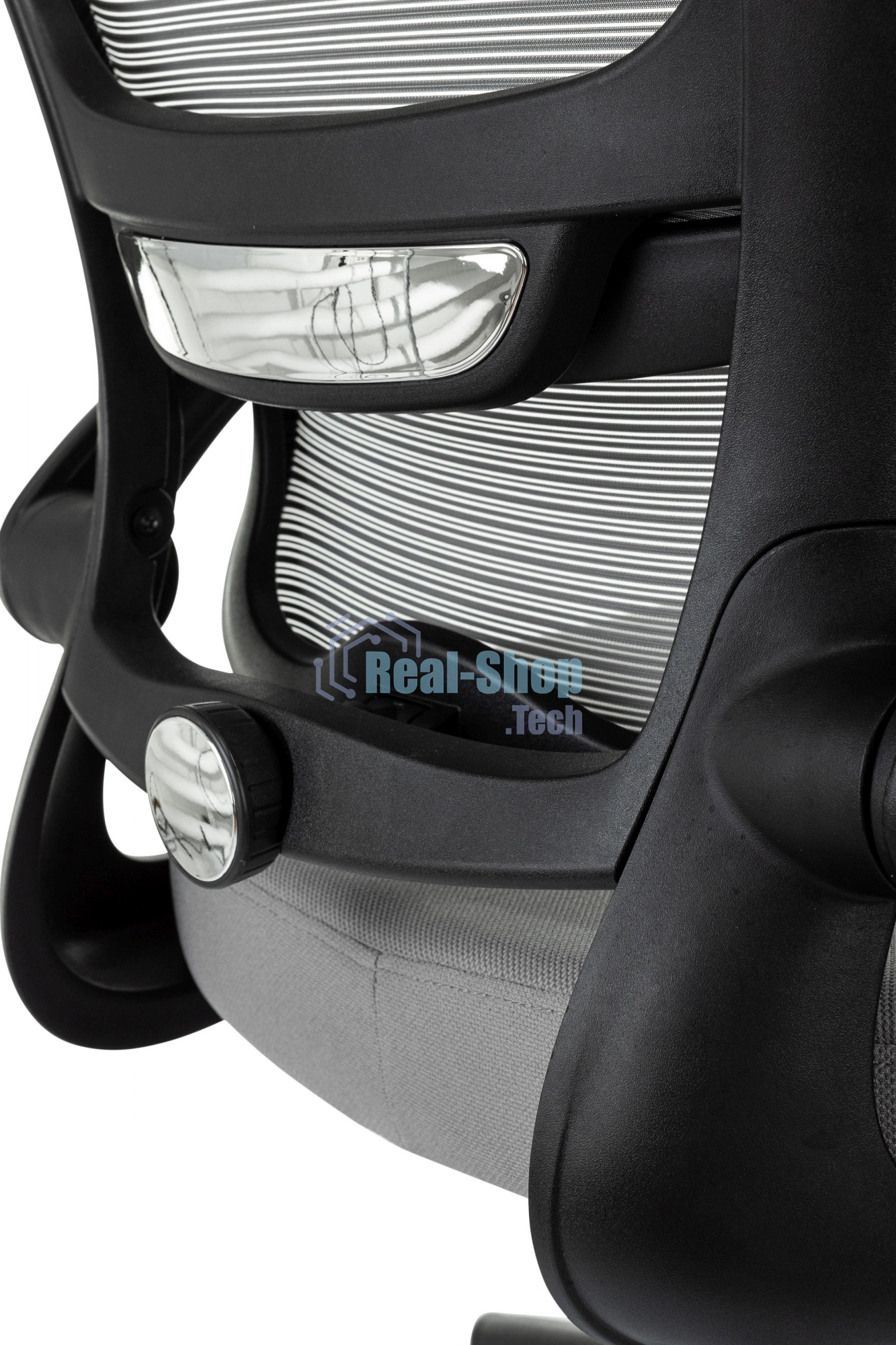 Кресло руководителя Бюрократ Sigma 1 серый, сетка/ткань, крестов. пластик