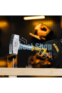 Кувалда Denzel 1,5 кг, цельнометаллическая, двухкомпонентная рукоятка