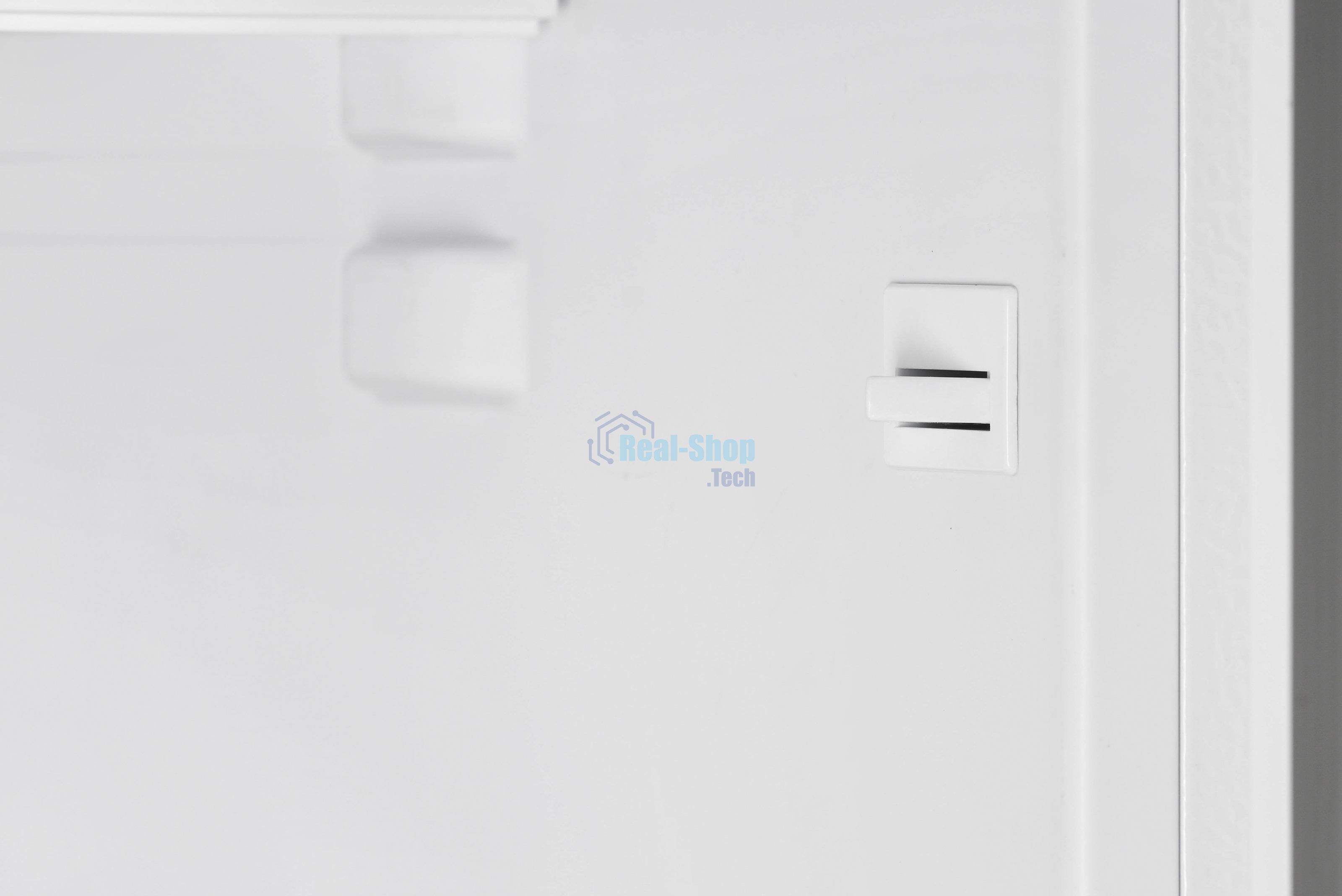 Холодильник Nordfrost RFC 390D NFW белый двухкамерный 240/95л морозилка снизу