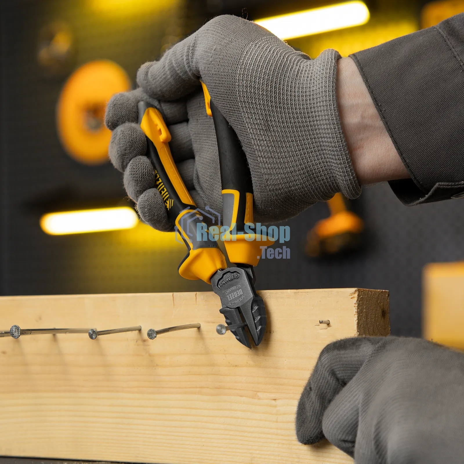 Бокорезы Denzel 180 мм, трехкомпонентные рукоятки