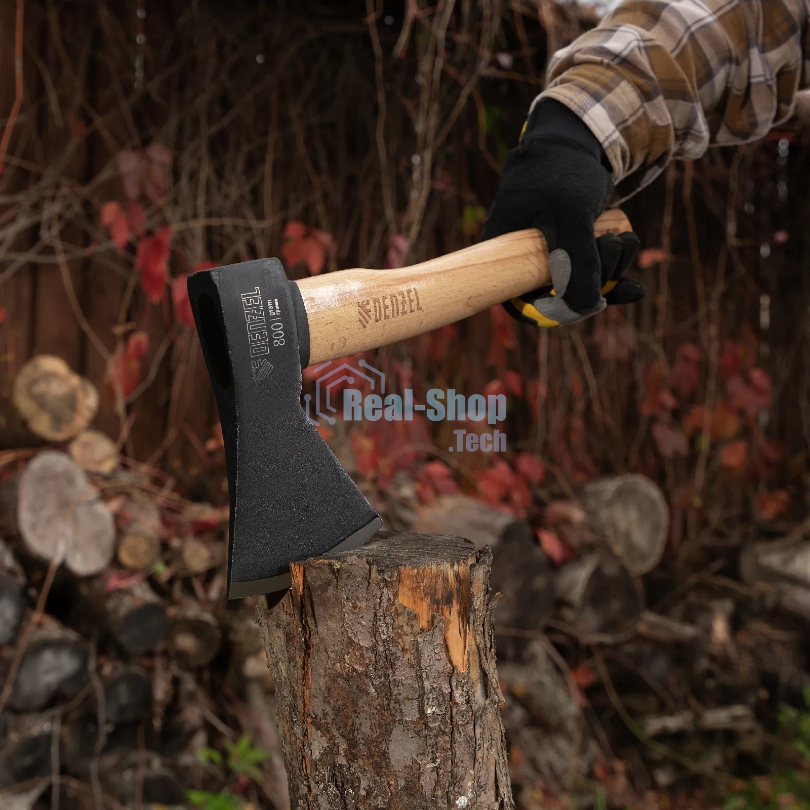 Топор Denzel 800 г, кованый, буковое топорище