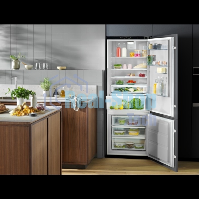 Встраиваемый холодильник Electrolux ENP7TD75S, комбинированный No Frost, Размеры ВxШxГ [мм]: 1884x696x549, сенсорное управление с символьным дисплеем, Динамическая система охлаждения в холодильной камере, система охлаждения в морозильной камере - No Frost, крепление дверцы на направляющих, A++ класс энергопотребления, Большой ящик на телескопических направляющих, MultiSpace, Flexi shelf, Инверторный компрессор