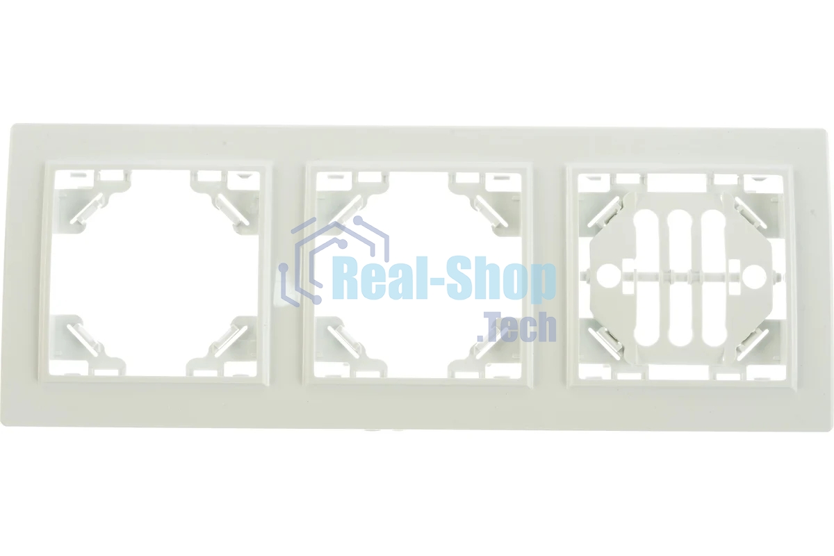 Рамка 3-местная Минск горизонтальная белая EKF Basic