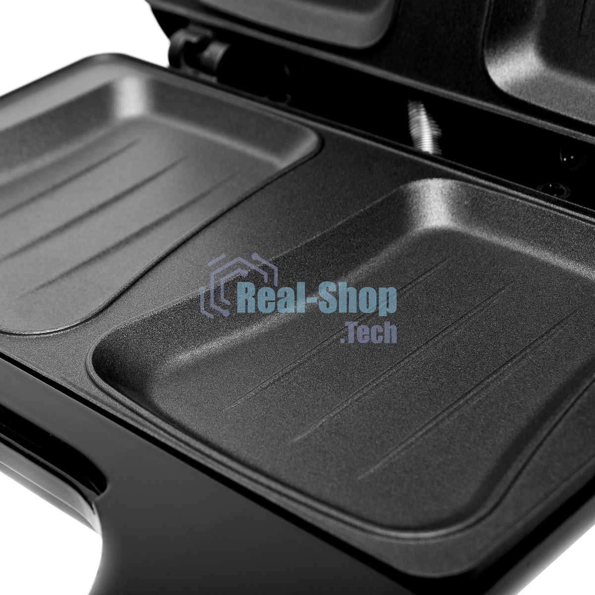 Сэндвичница BRAYER BR2203BK 750 Вт, черный