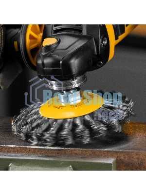 Щетка для УШМ Denzel 125 мм, М14, тарелка, крученая нержавеющая проволока 0,5 мм