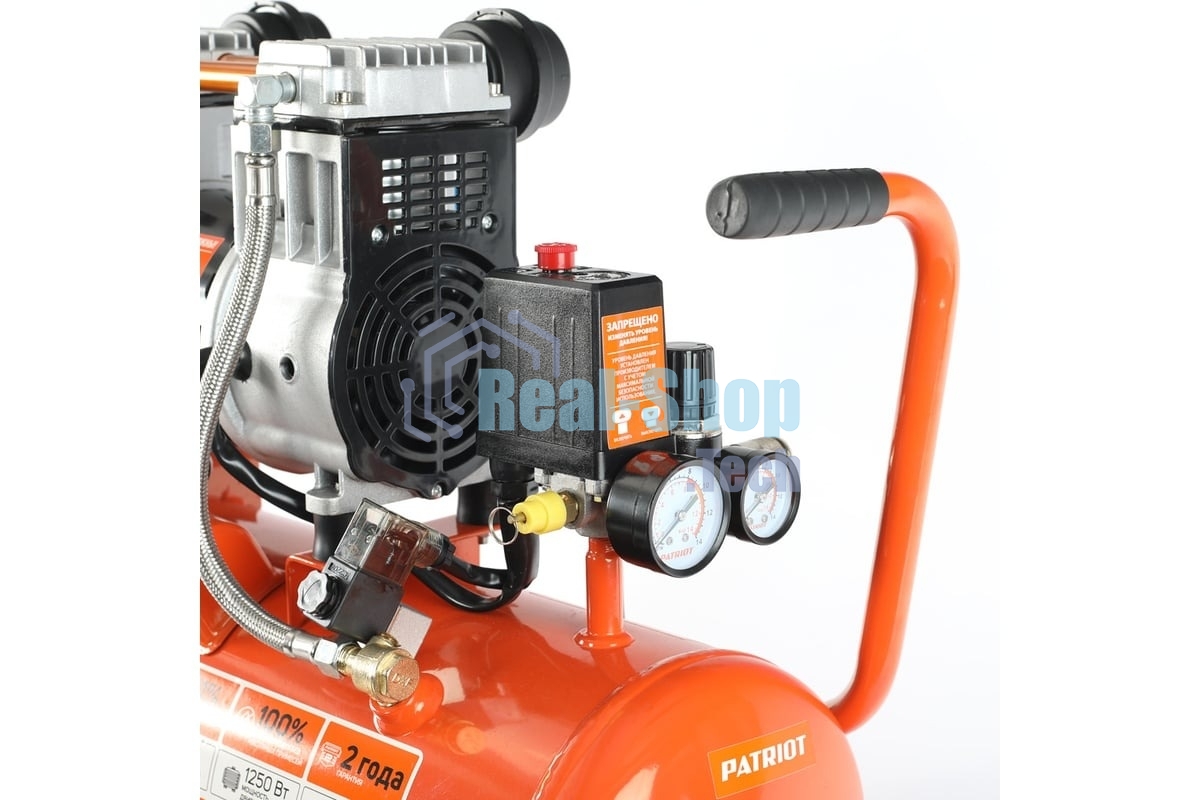 Компрессор поршневой безмасляный Patriot WO 24-220, 200 л/мин, 8 бар, 1250 Вт, 24 л, быстросъемный 1/4