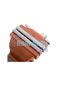 Тиски слесарные Sparta 100мм поворотные с наковальней