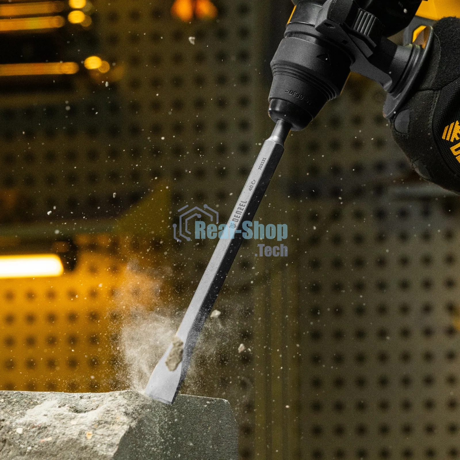 Зубило Denzel 14 х 20 х 250 мм, 40Cr, SDS PLUS