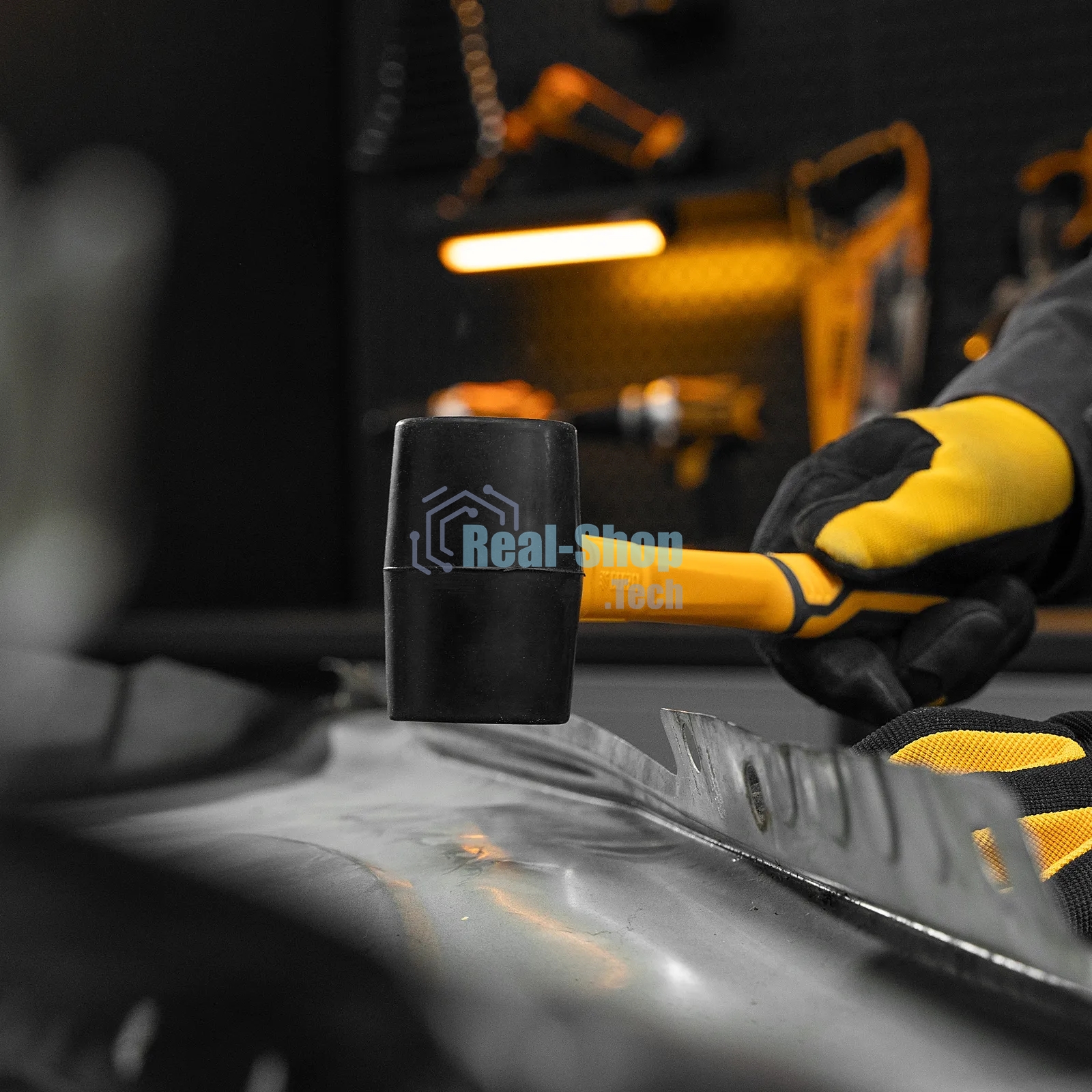 Киянка резиновая Denzel 225 г, черная, фибергласовая рукоятка c TPR покрытием