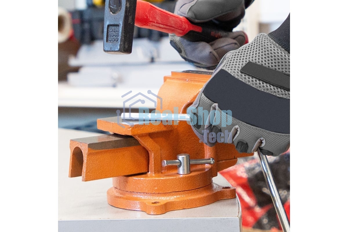 Тиски слесарные Sparta 100мм поворотные с наковальней