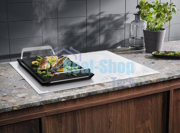 Индукционная варочная панель Electrolux LIV63431BW независимая, белый