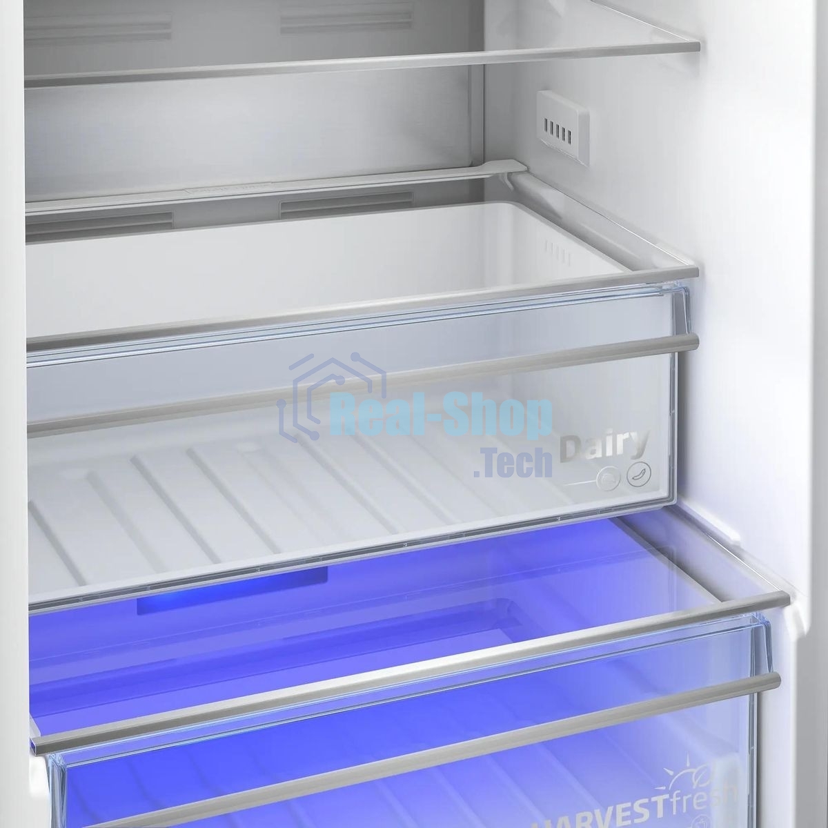 Встраиваемый холодильник Beko BCNA306E3S белый, 2 камеры, 215/69 л., морозилка снизу, No Frost