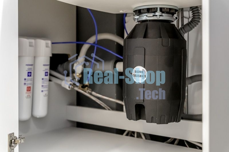 Измельчитель пищевых отходов BoneCrusher 910 черный