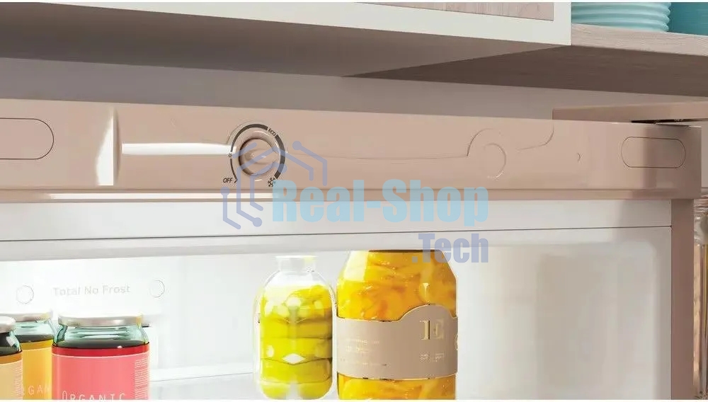 Холодильник Indesit ITR 4200 E бежевый двухкамерный 247/78л морозилка снизу