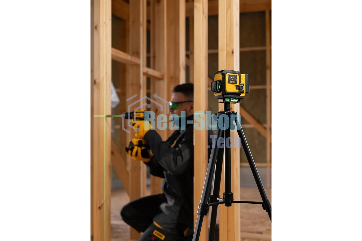 Лазерный уровень мультипризменный Denzel DLV-360-3T, 30 м, зеленый луч, Li-Ion 2,4 Aч, штатив