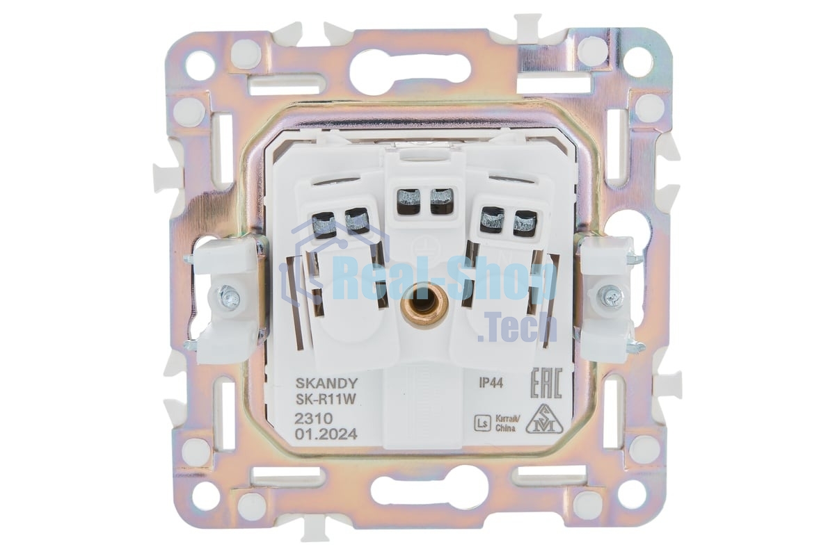 Розетка 1-м SKANDY 16А IP44 с заземл. защ. штроки с крышкой SK-R11W арктич. бел. IEK SK-R16-16-44-K01
