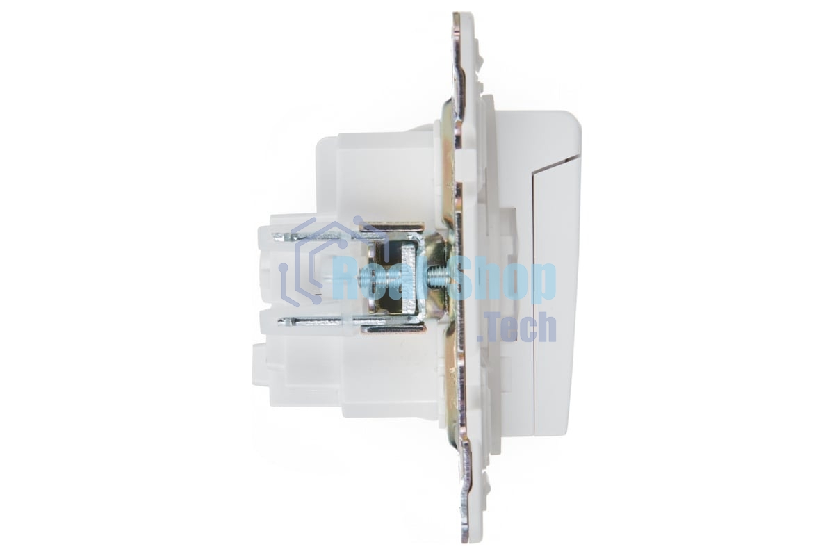 Розетка 1-м SKANDY 16А IP44 с заземл. защ. штроки с крышкой SK-R11W арктич. бел. IEK SK-R16-16-44-K01