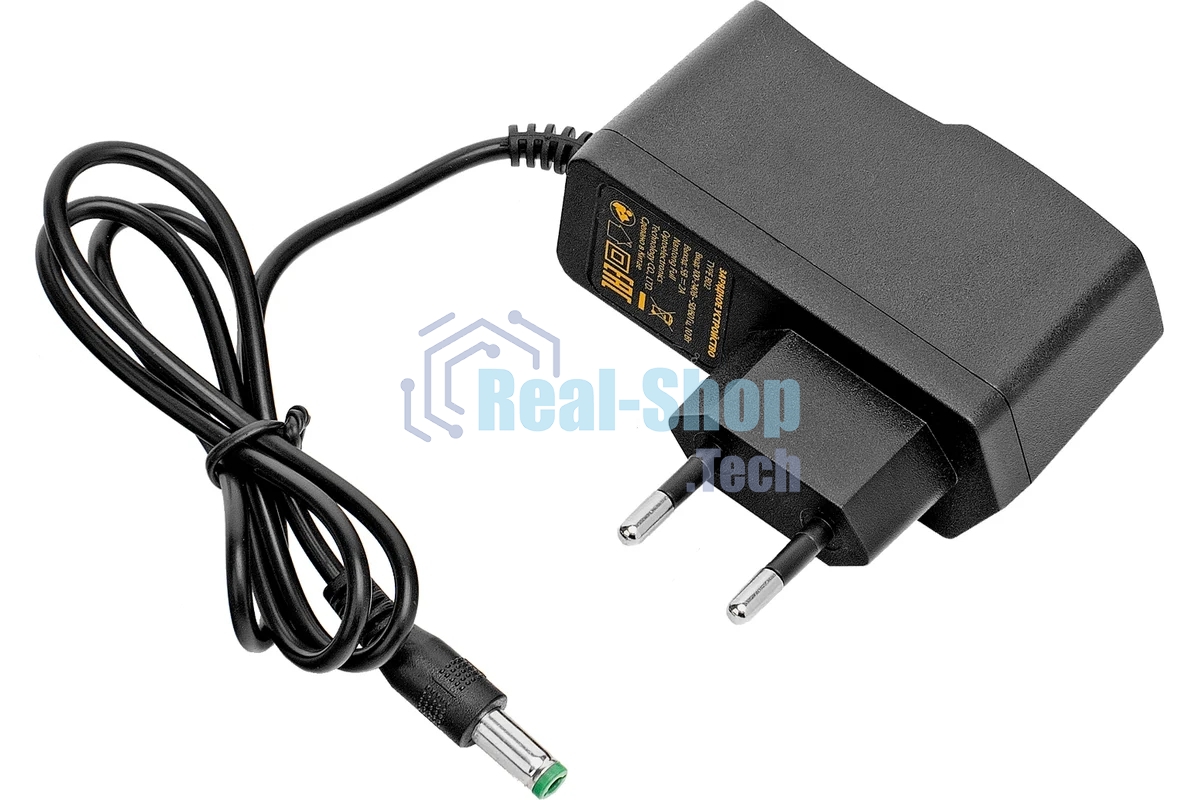 Лазерный уровень мультипризменный Denzel DLV-360-3C, 30 м, зеленый луч, Li-Ion 2,4 Aч, кейс