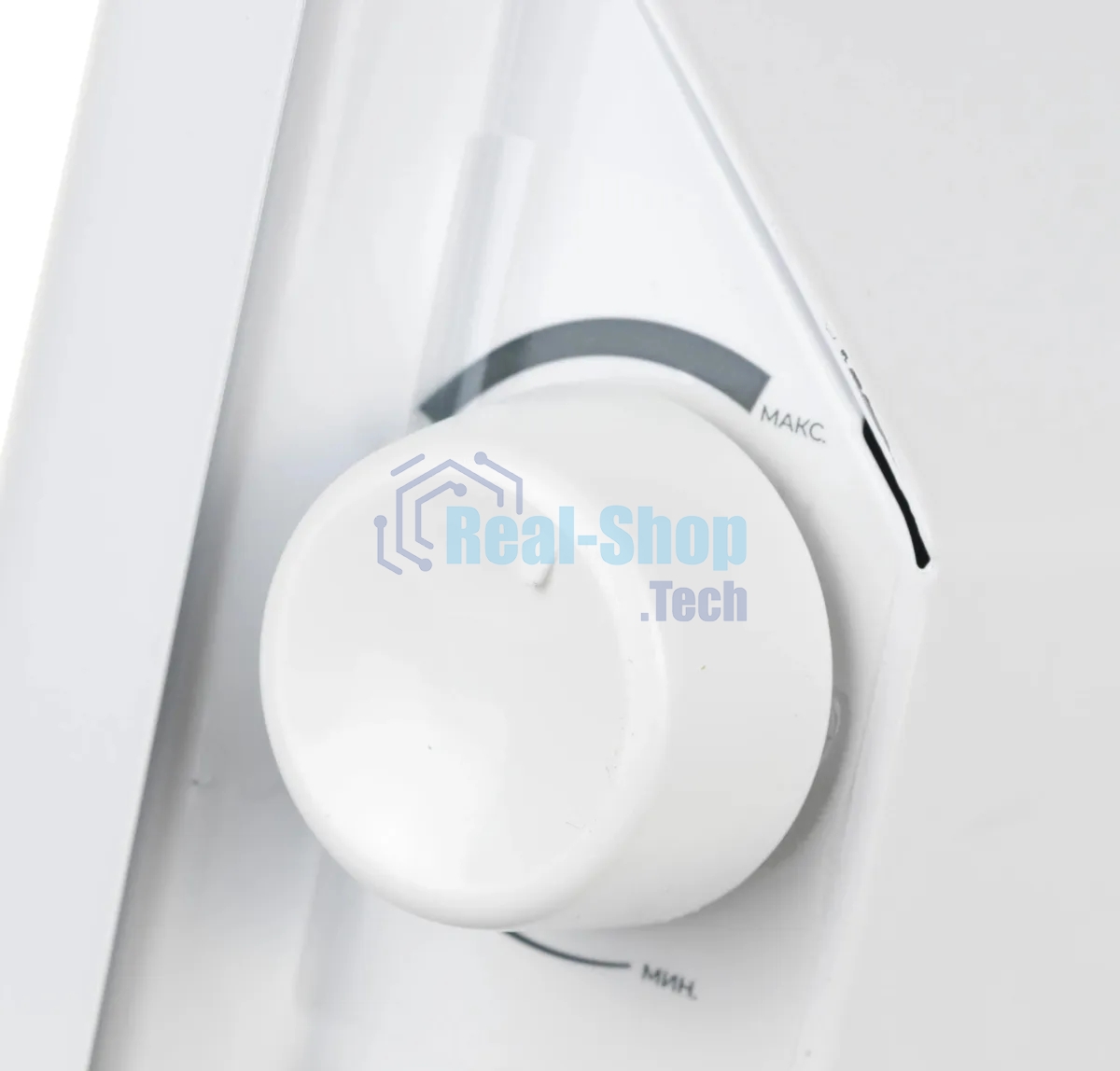 Конвектор Royal Clima REC-RE1500M белый, 1500 Вт, 20 м2, термостат