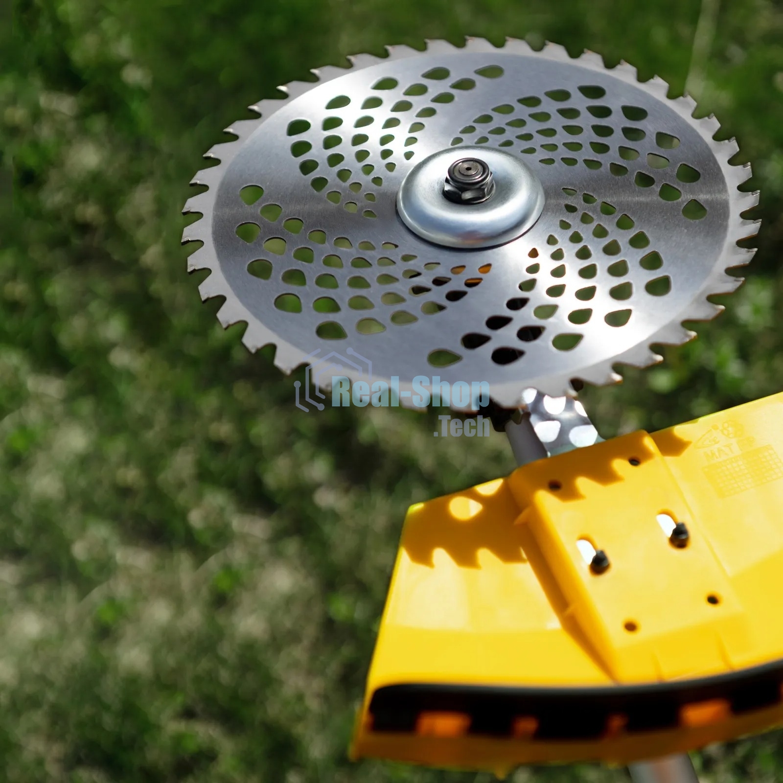 Триммер бензиновый Denzel DGT 330, 33см3, 1,8 л.с. 96234