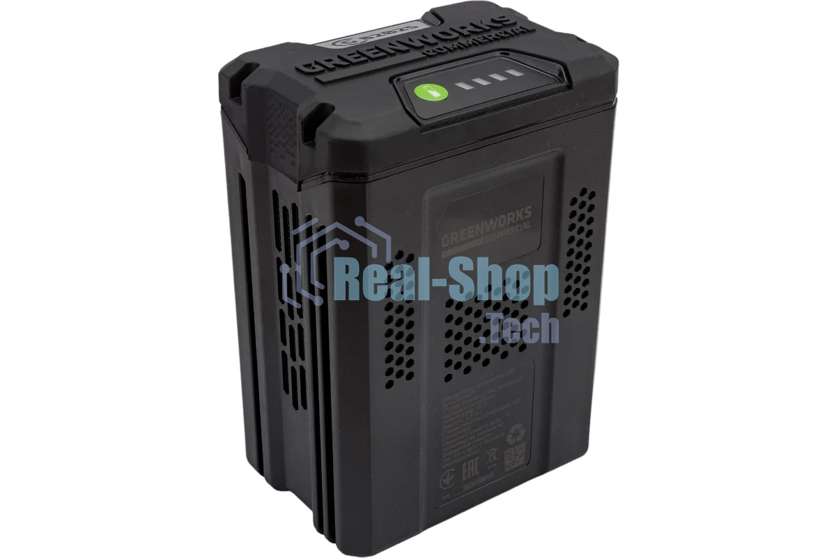 Аккумулятор GreenWorks G82B2, 82V, 2,5 А.ч (2914907) - это литий ионная (Li-ion) батарея, силой тока 2,5 ампер/час и выполненная по самым передовым технологиям. Применяется в линейке всех устройств Greenworks 82V Commercial. Аккумулятор состоит из ячеек производства японской компании LG. Ячейки этого производителя обладают самыми высокими показателями по емкости и выдаваемому напряжению, и относятся к классу A++. Батарея снабжена специальной платой управления, благодаря которой ячейки заряжаются и разряжаются равномерно и одновременно, что значительно продлевает срок жизни аккумулятора (среднее время 7 лет), а также отсутствует эффект потери мощности инструмента при разряде. Для надежной работы аккумулятор снабжен чипом, который защищает его от перезаряда, перегрева и глубокого разряда.Благодаря высокотехнологичным ячейкам, плате управления и защитному чипу, аккумулятор обладает долгим сроком службы - до 2000 циклов заряда-разряда. Корпус - ударопрочный