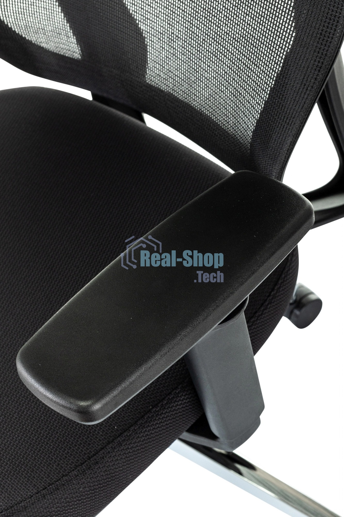 Кресло руководителя Бюрократ MC-412N-H черный сетка/ткань с подголов. крестов. металл хром