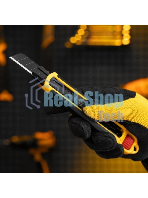 Нож Denzel 18 мм, сменное лезвие, SK4, корпус из ABS + TPR, торцевой зажим