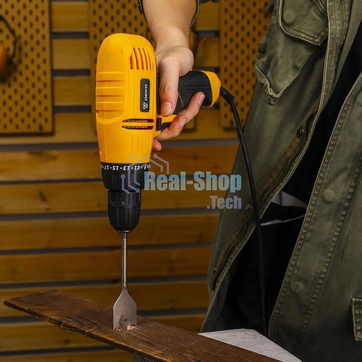 Дрель-шуруповерт Deko DKSD500W, 500 Вт, 28 Нм, щеточный