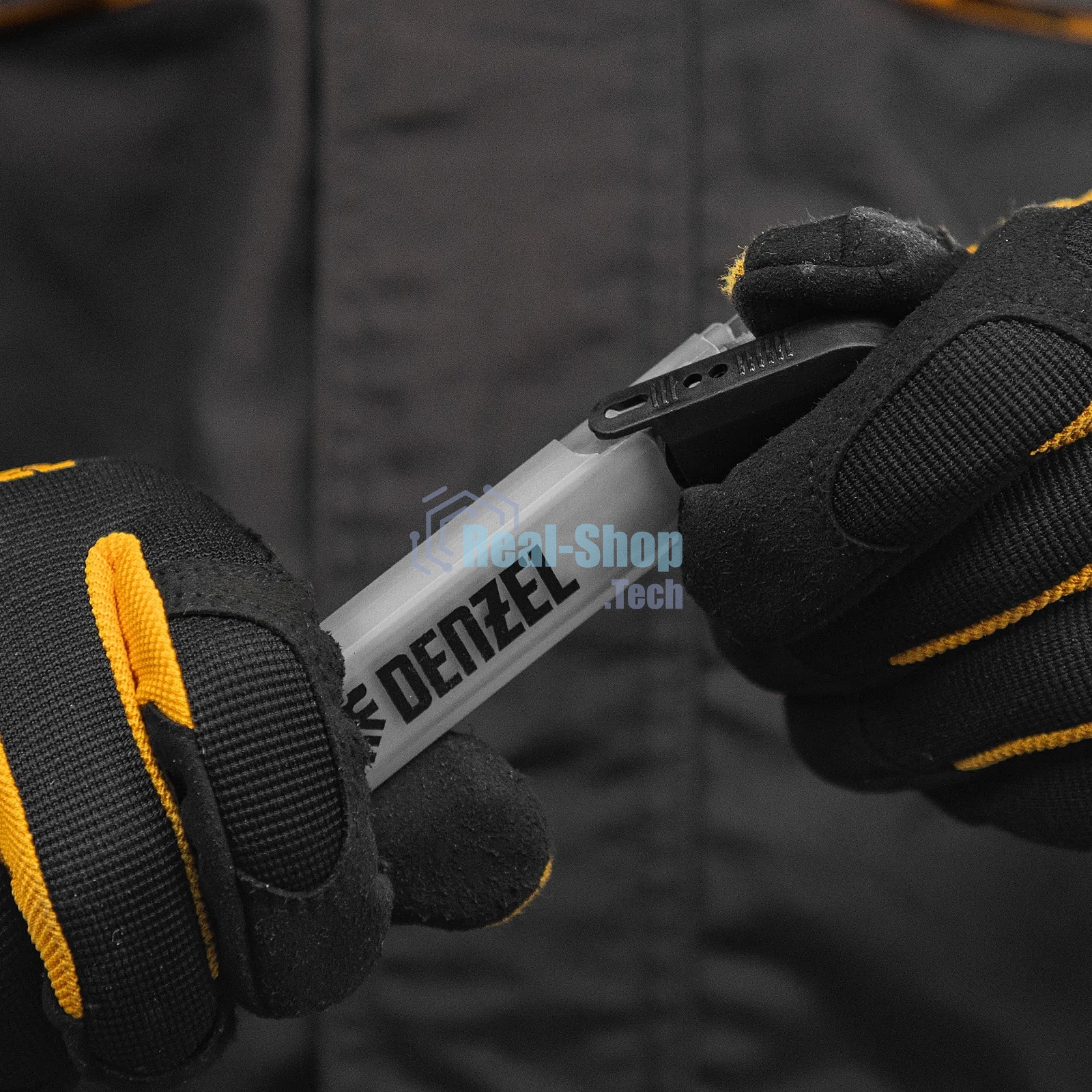 Лезвия Denzel 18 мм, сталь SK5 - 0,5 мм, многосегментные, 10 шт.