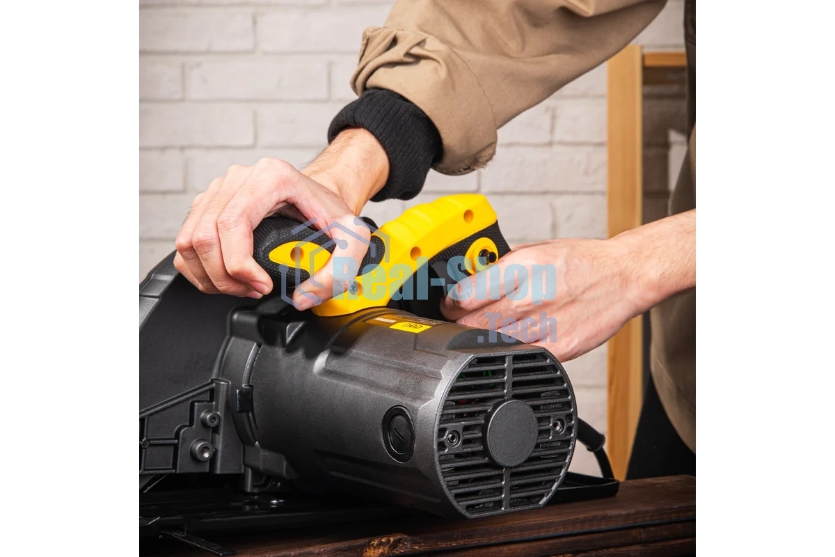 Циркулярная пила Deli DL-YJ235-E1 (2200Вт, 4200об/мин, диаметр диска 235мм)