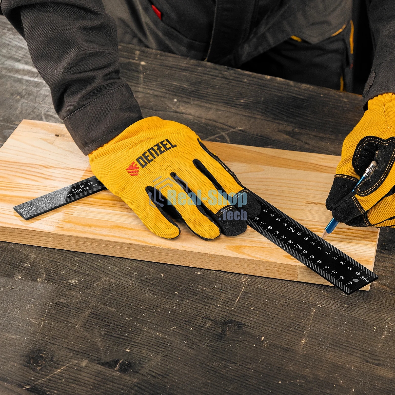 Угольник Denzel 200 х 300 мм, алюминиевый, лазерная гравировка