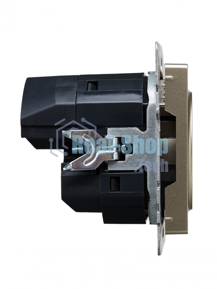 Розетка 1-местная IEK BRITE РЮш11-1-БрШ (BR-R14-16-U22-018-K37) с заземлением, с защитными шторками, 16А, с USB A+C 18 Вт, шампань