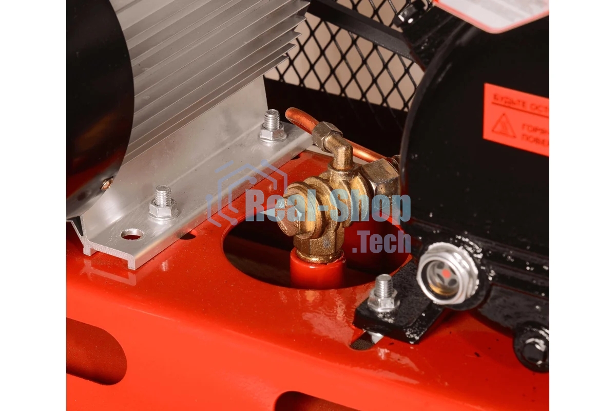 Компрессор поршневой Ресанта КП-100/400Р масляный 400л/мин 100л 2500Вт красный/черный