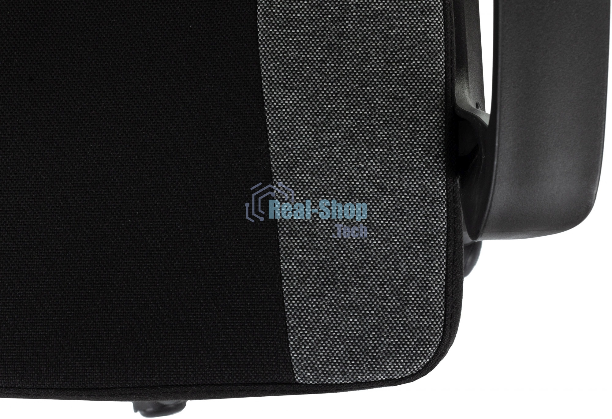 Кресло игровое Zombie Carry черный/серый, крестов. пластик