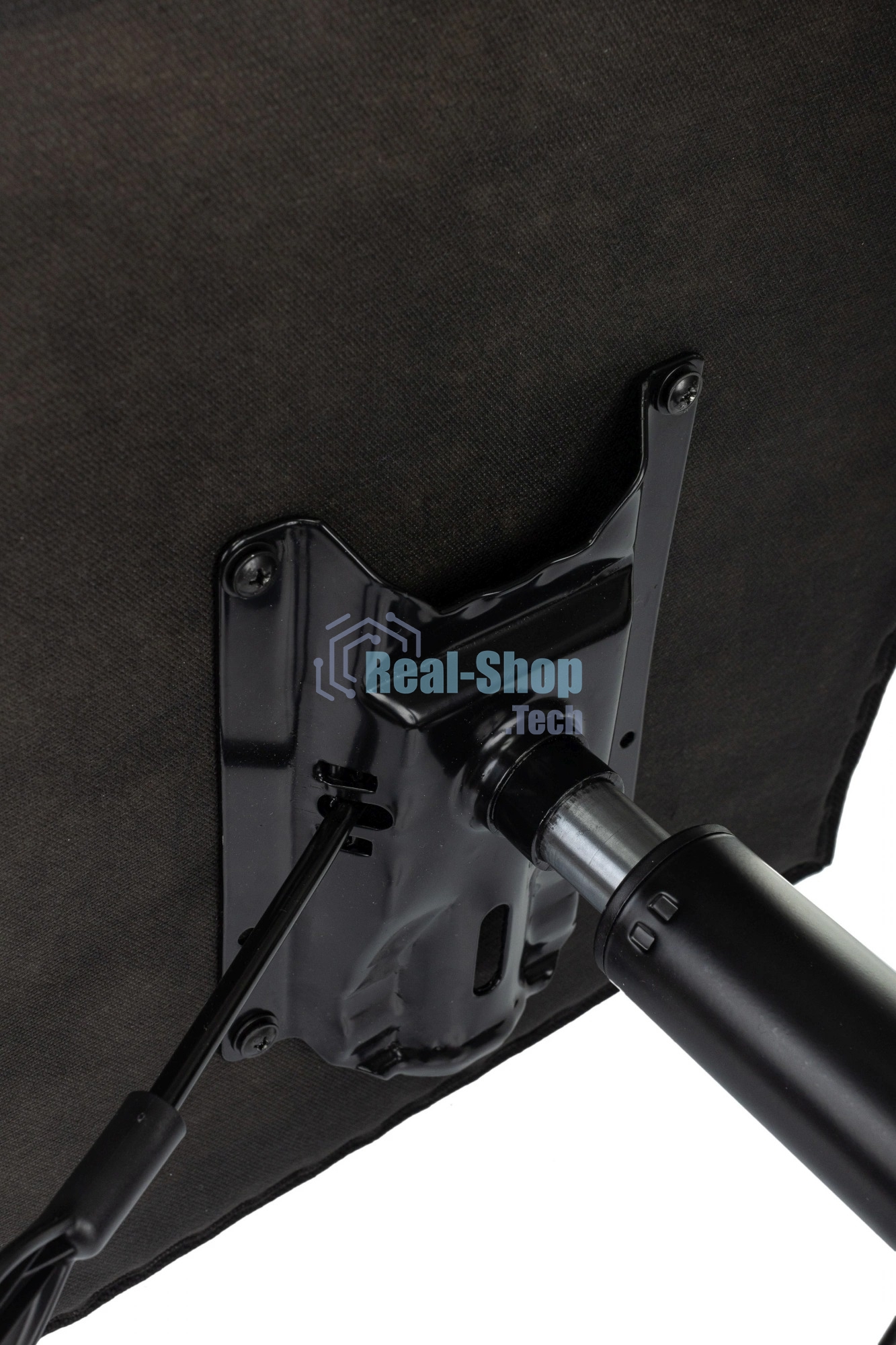 Кресло игровое Zombie Carry черный/серый, крестов. пластик