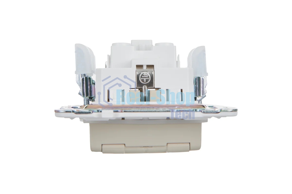 Розетка 1-местная IEK SKANDY SK-R11B (SK-R16-16-44-K10) с заземлением, с защитными шторками и крышкой 16А IP44, бежевый