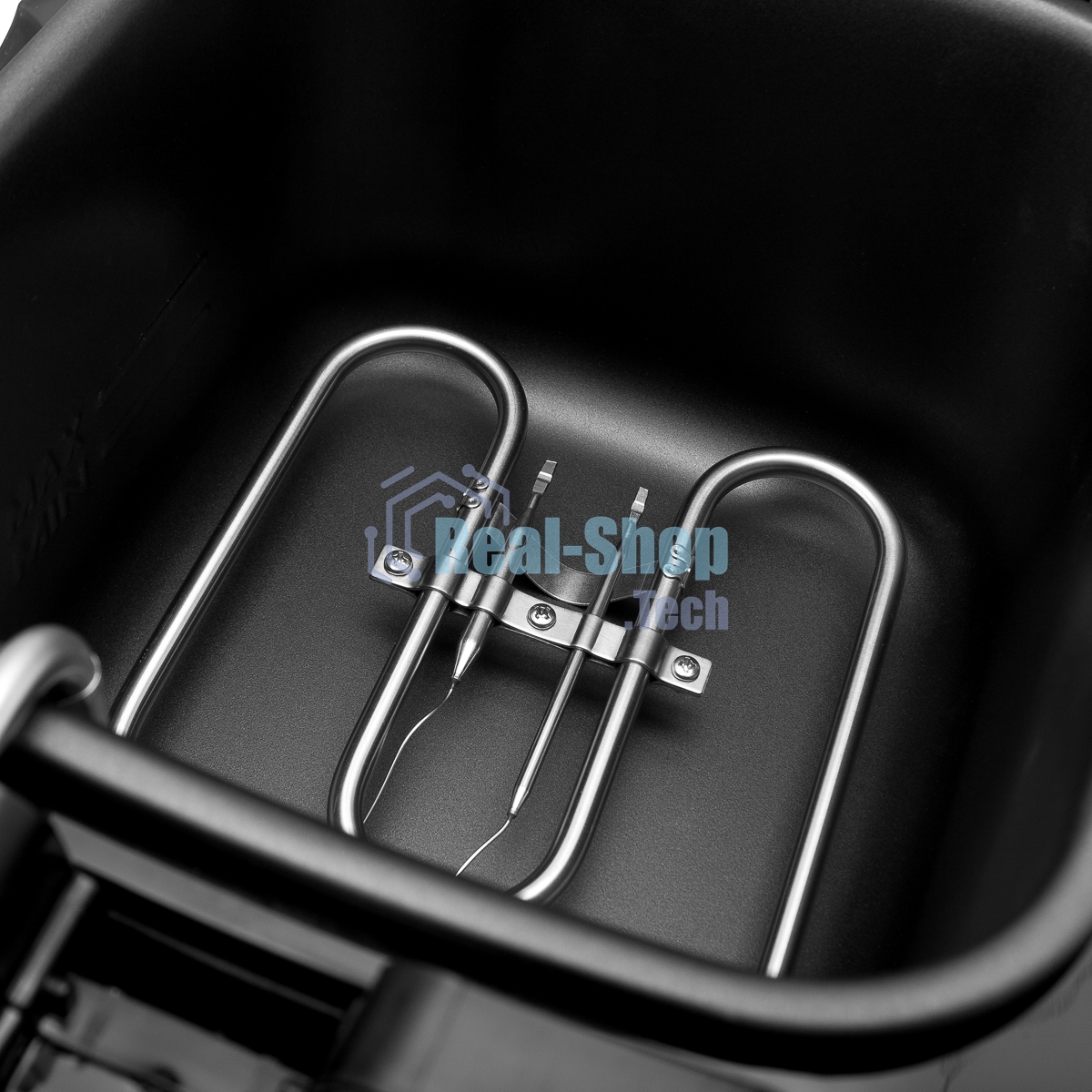 Фритюрница BRAYER 2830BR-BK чёрный, 1800 Вт, 3 л, 0.6 кг, съёмная чаша, таймер