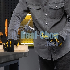 Молоток строительный Denzel 450 г, цельнокованый, боек с магнитом, двухкомп. обрезин. рук-ка